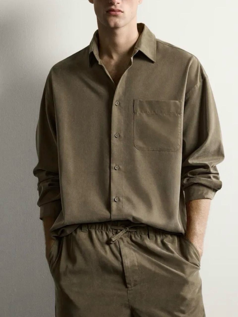 Zara Men's Button-Up Shirt in Olive Green